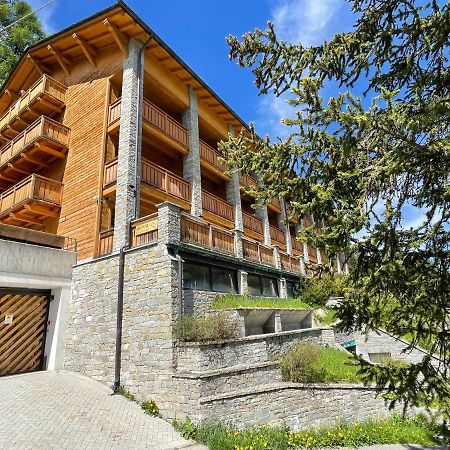 Residence Regina Delle Alpi サンタ・カテリーナ・ヴァルフルヴァ エクステリア 写真