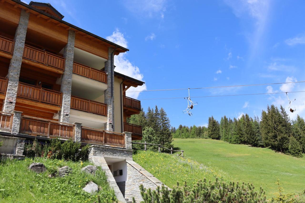 Residence Regina Delle Alpi サンタ・カテリーナ・ヴァルフルヴァ エクステリア 写真
